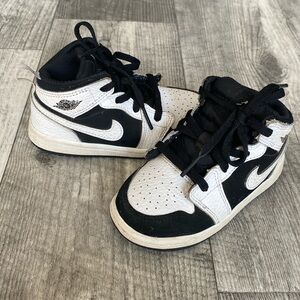 Air Jordan Nike Little kids sneakers